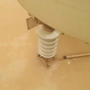 Clean-and-coated-insulator